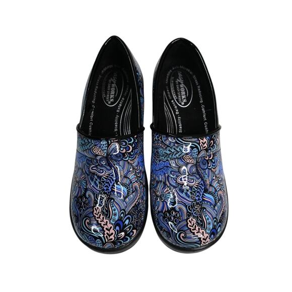 Easy Works by Easy Street Womens 6 Wide Lyndee Slip Resistant Clogs - Picture 3 of 10